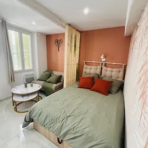 Le Charvet, Cosy En Plein Coeur De Appartement Hyères